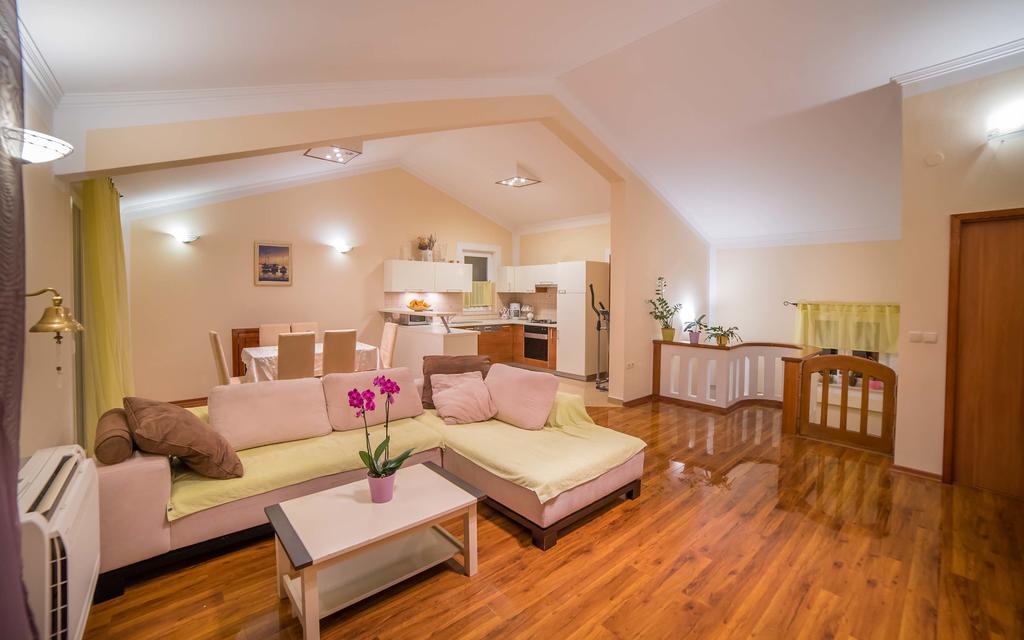 Captain'S Apartment Barbat na Rabu المظهر الخارجي الصورة