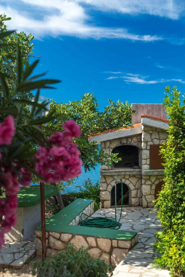 Captain'S Apartment Barbat na Rabu المظهر الخارجي الصورة